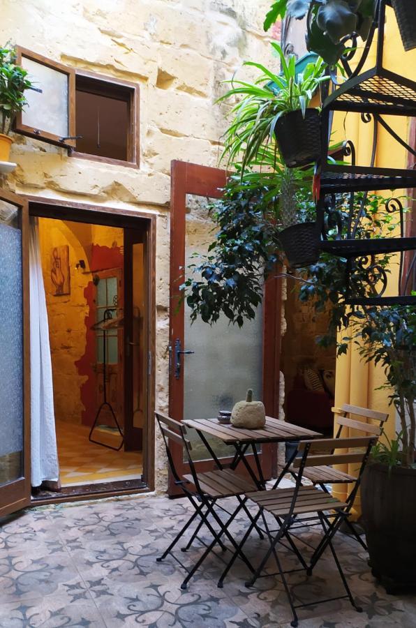 Fusion Homestay Accommodation 모스타 외부 사진