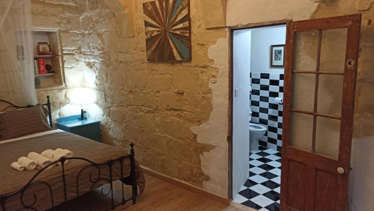 Fusion Homestay Accommodation 모스타 외부 사진
