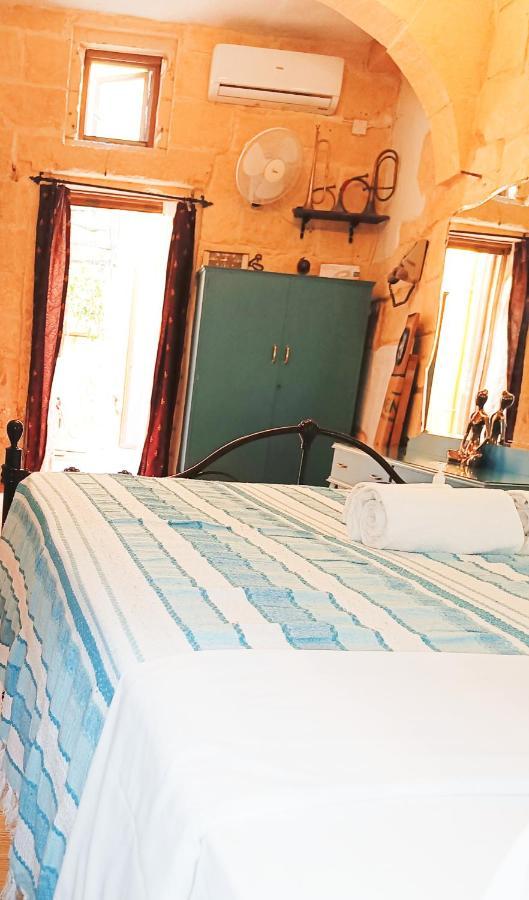 Fusion Homestay Accommodation 모스타 외부 사진